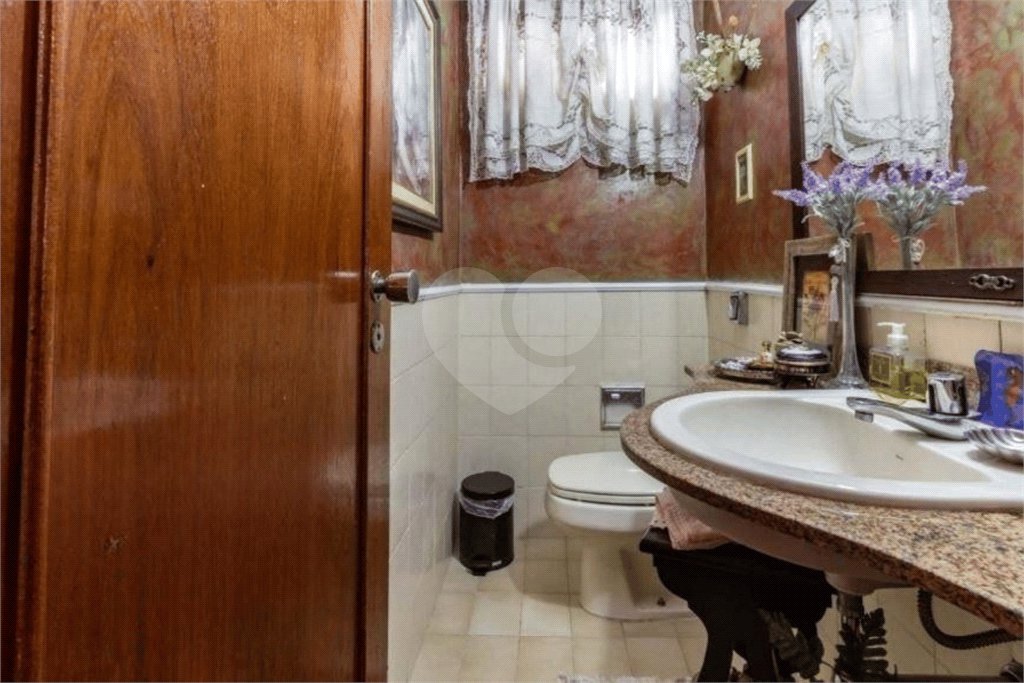 Apartamento à venda com 3 quartos, sendo 1 suíte,  em Vila Andrade, São Paulo, SP
