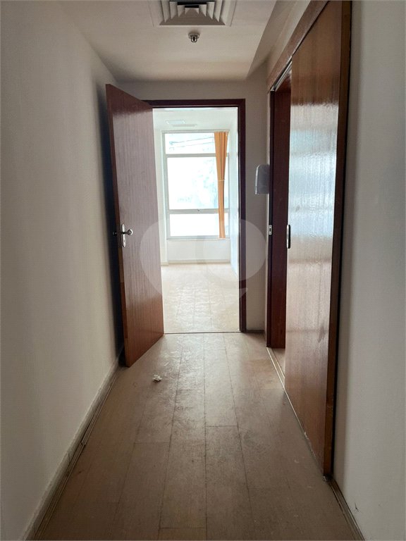 Sala à venda ou para alugar no Centro, Rio de Janeiro, RJ