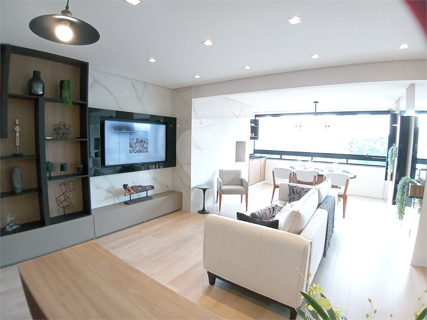 Apartamento à venda com 2 quartos, sendo 1 suíte, em Santa Teresinha, São Paulo, SP