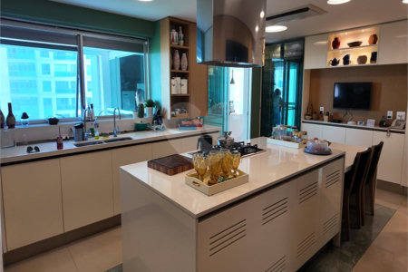 Apartamento à venda com 4 suítes em Barra da Tijuca, Rio de Janeiro, RJ