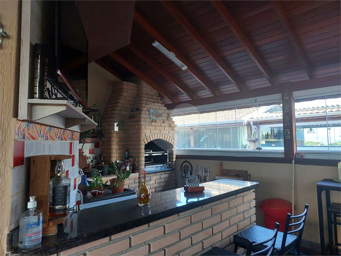 Casa à venda com 3 quartos, sendo 1 suíte, no condomínio Algarve Residencial, São Paulo - SP