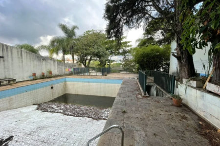 Sobrado à venda com 4 quartos, sendo 1 suíte, em Vila Inah, São Paulo, SP