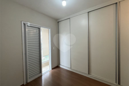 Apartamento para alugar com 3 quartos, sendo 1 suíte, em Barra Funda, São Paulo, SP