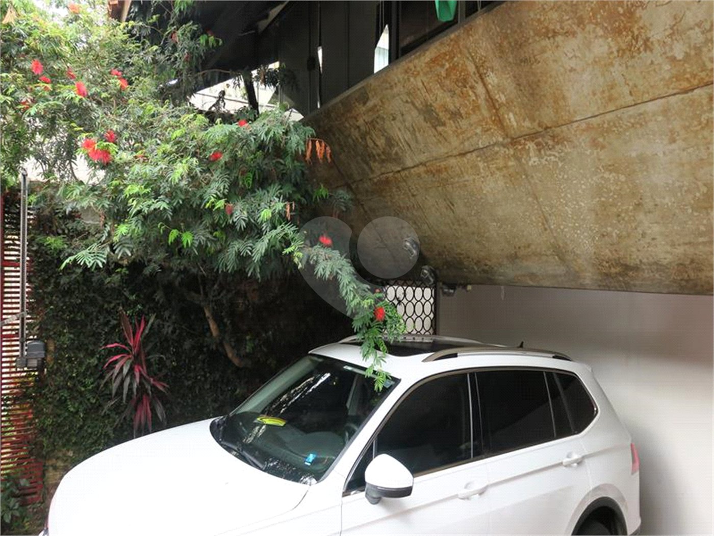 Casa à venda com 4 quartos, sendo 2 suítes, em Jardim Leonor, São Paulo, SP