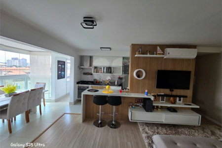 Apartamento à venda ou para alugar com 2 suítes em Parque Bandeirante, Santo André, SP