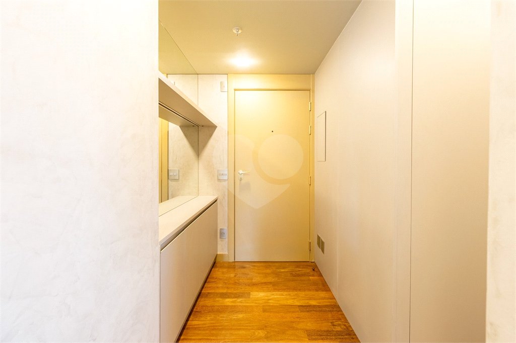Apartamento para alugar com 2 quartos, sendo 1 suíte, em Vila Olímpia, São Paulo, SP