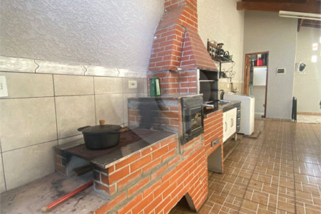 Casa à venda com 2 quartos, sendo 1 suíte, em Jardim Alvinópolis, Atibaia, SP
