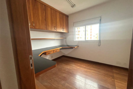 Apartamento para alugar com 3 quartos, sendo 1 suíte, em Pinheiros, São Paulo, SP
