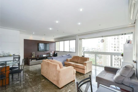 Apartamento à venda com 2 suítes em Vila Andrade, São Paulo, SP