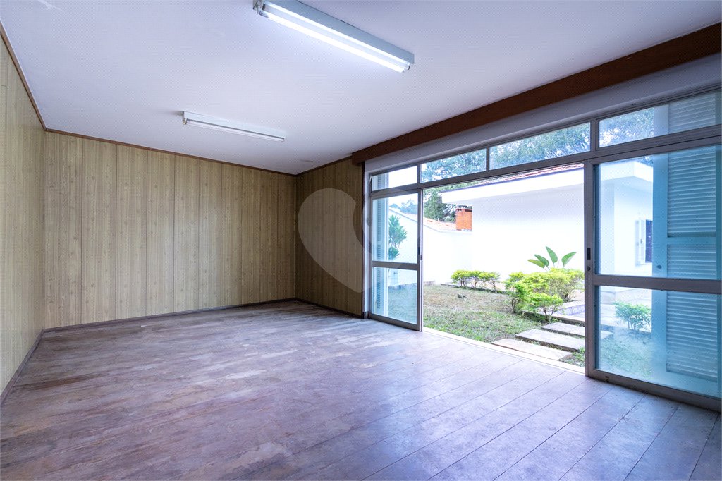 Casa Térrea à venda ou para alugar com 4 suítes em Jardim Marajoara, São Paulo, SP