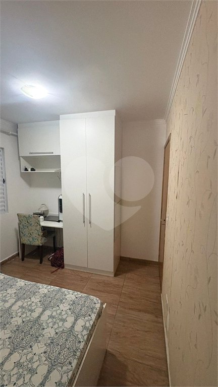 Casa à venda ou para alugar com 3 quartos, sendo 2 suítes,  no condomínio Residencial Erika, São Paulo - SP