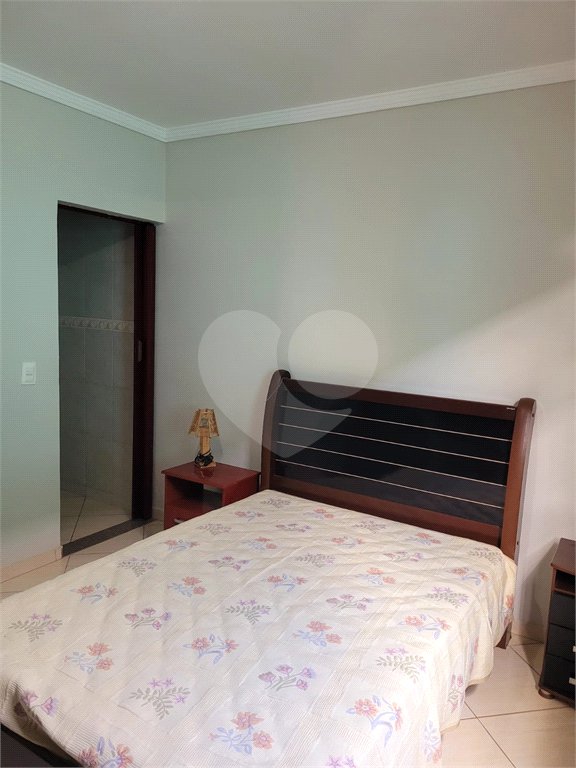 Casa à venda com 4 suítes em Jardim Bandeiras, Jundiaí, SP