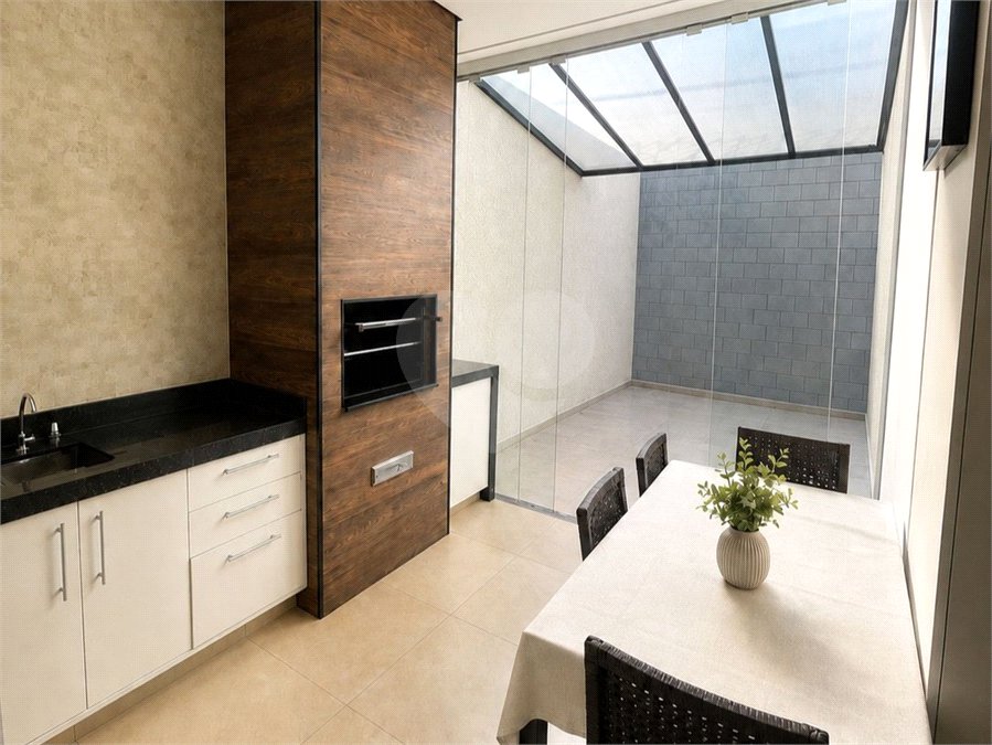 Casa à venda com 3 quartos, sendo 1 suíte, no condomínio Horto Florestal II, Sorocaba - SP