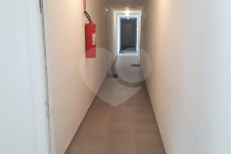 Apartamento à venda ou para alugar com 3 quartos em Vila Eldízia, Santo André, SP