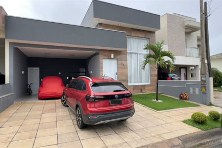 Casa à venda com 3 quartos, sendo 1 suíte, no condomínio Jardim de Monaco, Hortolândia - SP