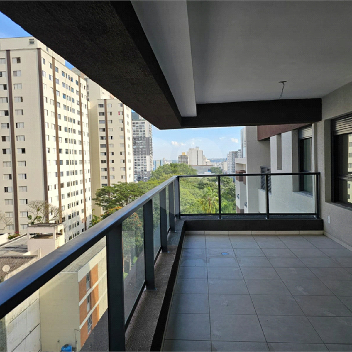 Apartamento à venda com 2 quartos, sendo 1 suíte,  em Santo Amaro, São Paulo, SP