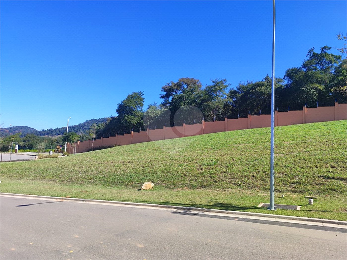 Terreno à venda no condomínio Alphaville - Fase 2, Jundiaí - SP