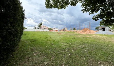 Terreno à venda no condomínio Residencial Saint Charbel, Araçoiaba da Serra - SP