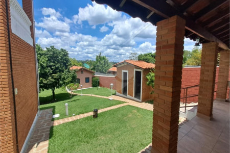 Casa à venda com 3 quartos, sendo 1 suíte, no condomínio Residencial Vale das Laranjeiras, Indaiatuba - SP