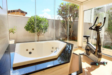 Casa à venda com 3 quartos, sendo 1 suíte, em Ribeirânia, Ribeirão Preto, SP