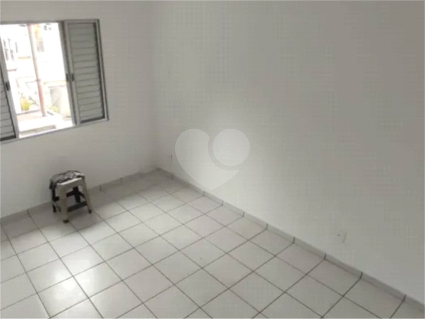 Sobrado à venda com 3 quartos, sendo 1 suíte, em Jardim Pinheiros, São Paulo, SP