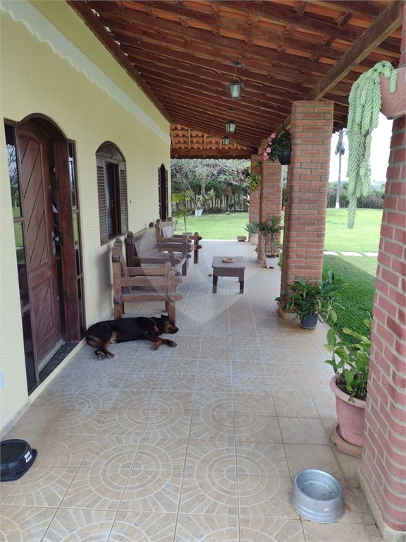 Sítio à venda com 4 quartos no Centro, Araçoiaba da Serra, SP
