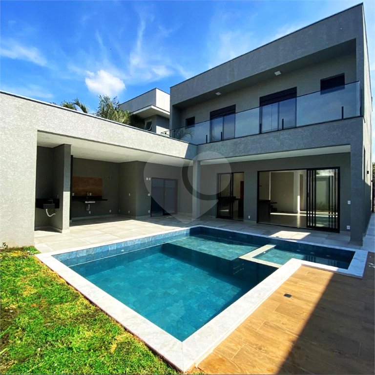 Casa à venda com 3 suítes no condomínio Mont Blanc, Sorocaba - SP