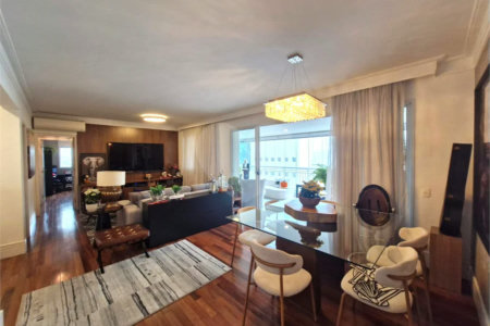 Apartamento à venda com 3 suítes em Alto da Boa Vista, São Paulo, SP