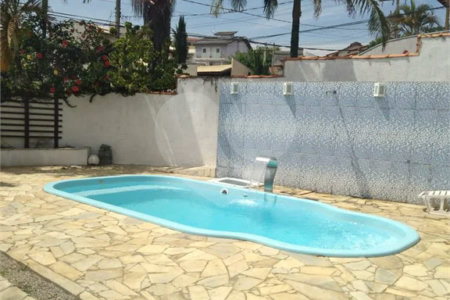 Casa com 3 dormitórios para locação, 222 m² - Vila Borghesi - São Roque/SP