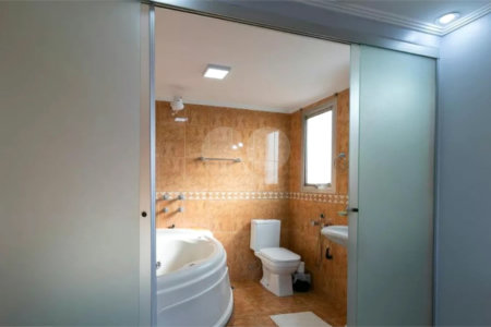 Apartamento à venda com 1 suíte em Vila Carrão, São Paulo, SP