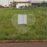 Excelente oportunidade no loteamento Terra Di Treviso! Terreno pronto para construir, com ótima topo