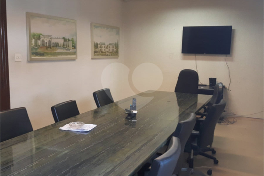 Sobrado à venda com 4 quartos, sendo 1 suíte, em Santana, São Paulo, SP