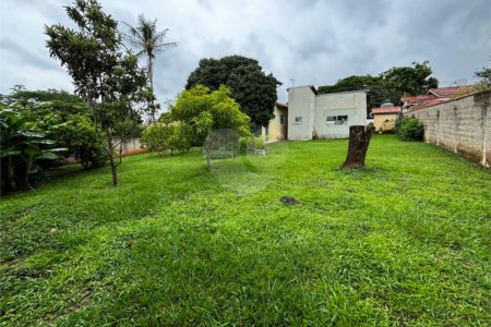 Casa à venda com 4 quartos, sendo 2 suítes, no condomínio Zuleika Jabour, Salto - SP