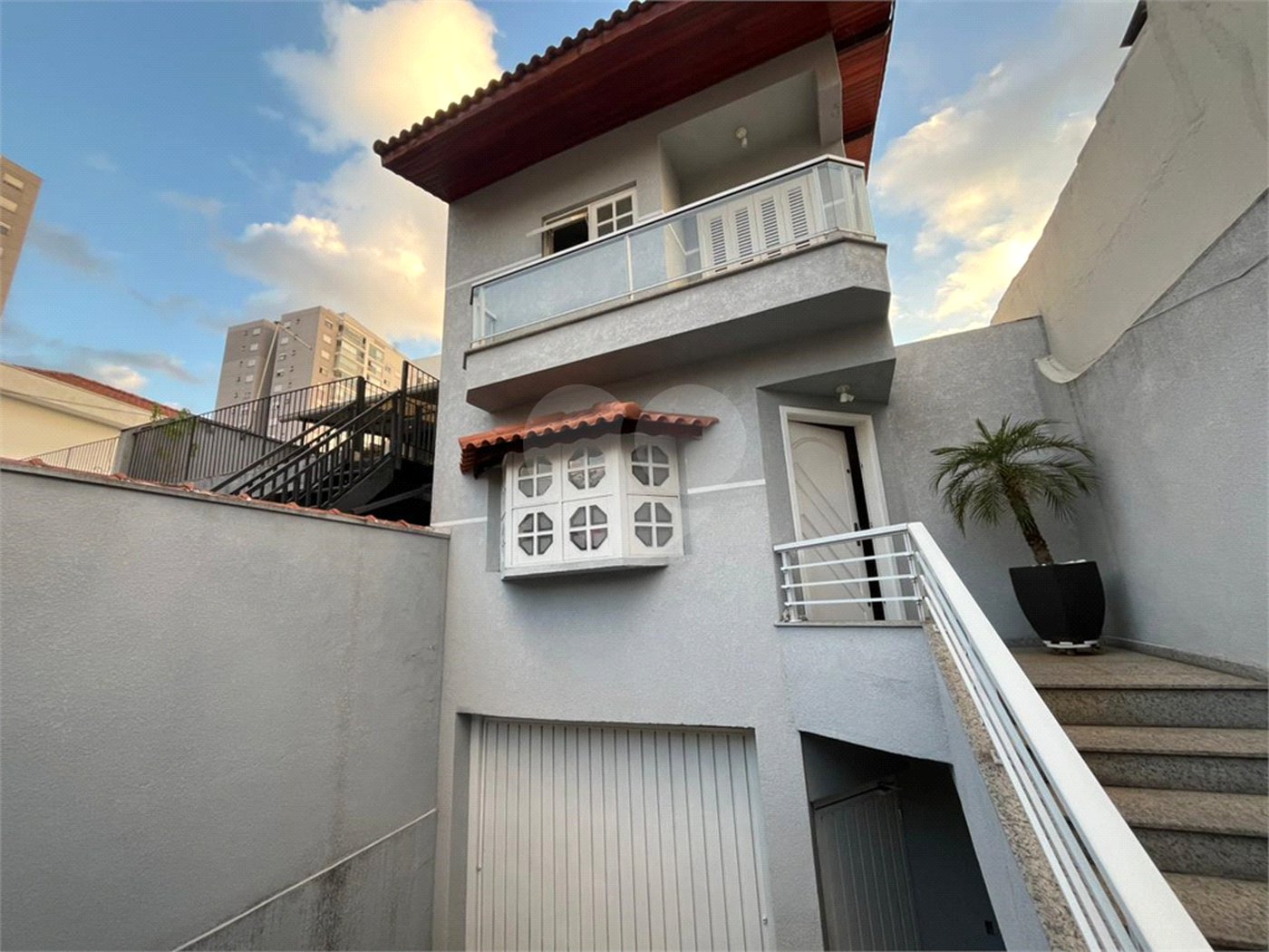 Casa à venda com 4 quartos, sendo 1 suíte, em Vila Maria Alta, São Paulo, SP