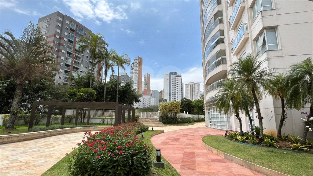 Apartamento à venda com 4 quartos, sendo 3 suítes, em Vila Andrade, São Paulo, SP