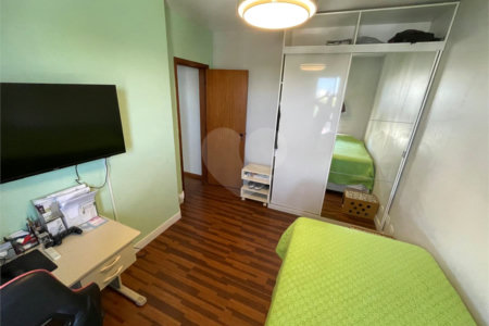Apartamento à venda com 3 quartos, sendo 1 suíte, em Parque Bairro Morumbi, São Paulo, SP