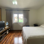 Sobrado à venda com 3 quartos, sendo 1 suíte,  em Vila Nivi, São Paulo, SP