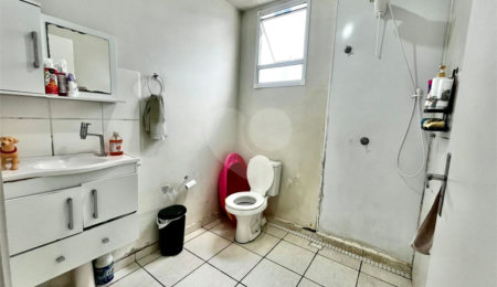 Casa à venda com 2 quartos, sendo 1 suíte,  no condomínio Residencial Jasmin, Itapetininga - SP