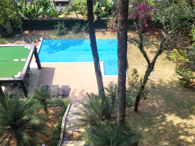 Casa à venda ou para alugar com 4 quartos, sendo 2 suítes,  no condomínio Cantareira, Mairiporã - SP