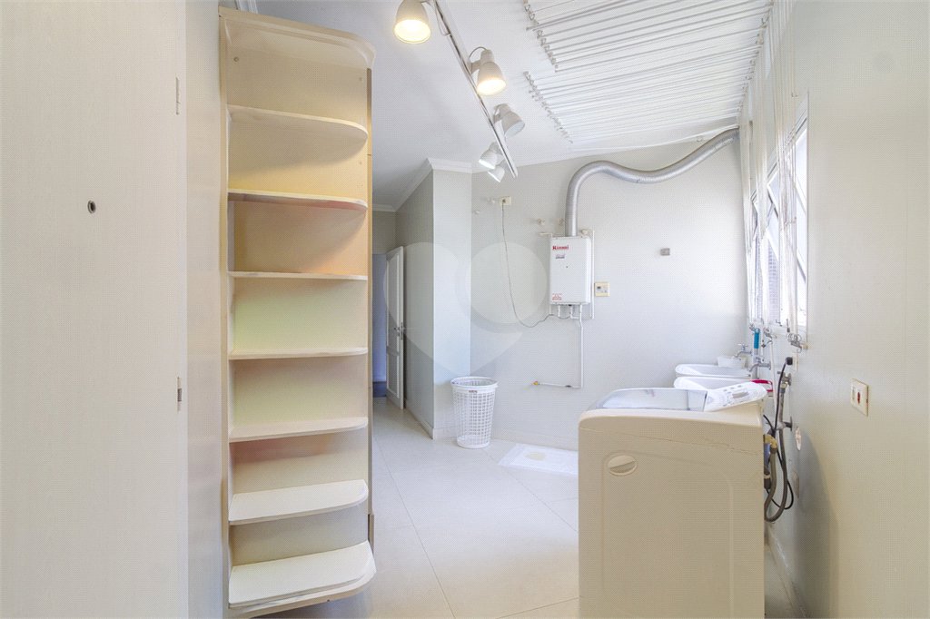 Apartamento à venda com 4 quartos, sendo 2 suítes, em Indianópolis, São Paulo, SP
