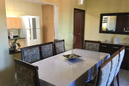 Casa à venda com 2 quartos, sendo 1 suíte, em Socorro, São Paulo, SP