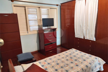 Casa à venda com 3 quartos, sendo 2 suítes, em Vila Nivi, São Paulo, SP