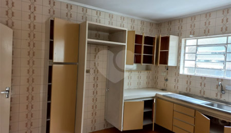 Sobrado à venda com 3 quartos em Santana, São Paulo, SP
