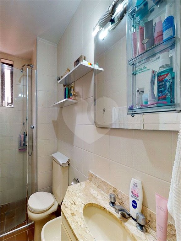 Apartamento à venda com 2 quartos, sendo 1 suíte, em Moema, São Paulo, SP