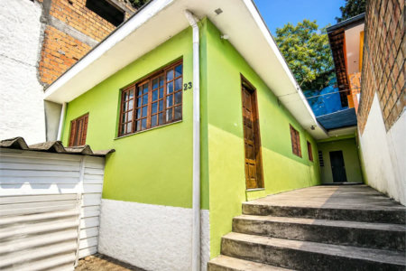 Casa à venda com 3 quartos em Jardim das Esmeraldas, São Paulo, SP