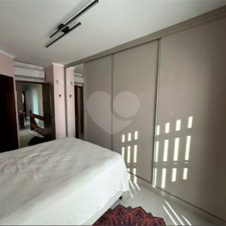 Sobrado à venda com 3 quartos, sendo 1 suíte, em Vila Califórnia, São Paulo, SP