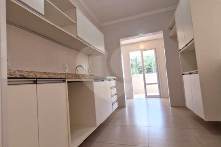 Apartamento à venda com 2 suítes em Pinheirinho, Vinhedo, SP