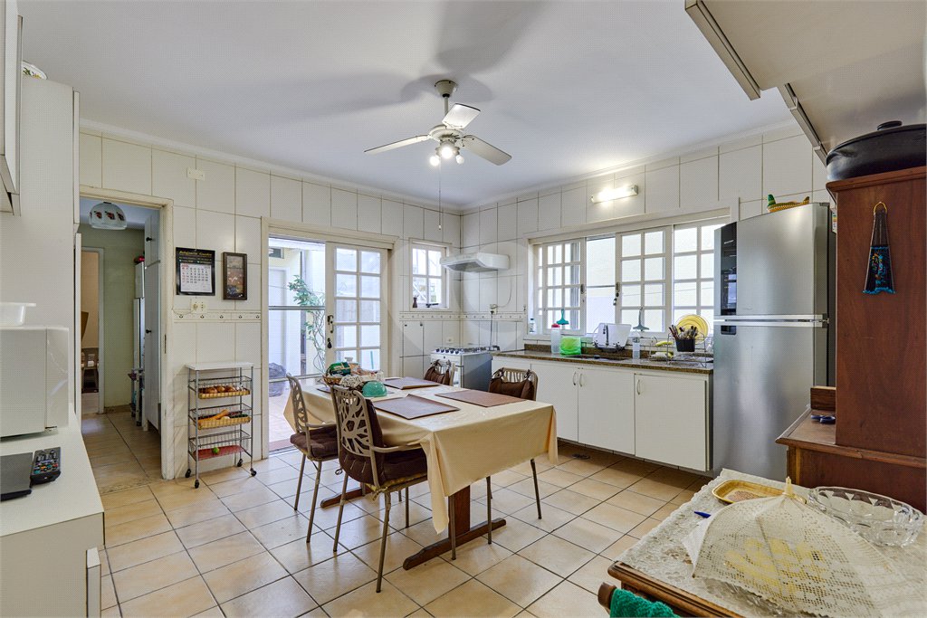 Casa de Vila à venda com 4 quartos em Santo Amaro, São Paulo, SP