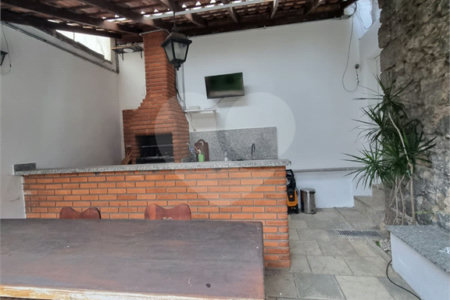 Sobrado à venda com 4 quartos, sendo 1 suíte, em Brooklin, São Paulo, SP