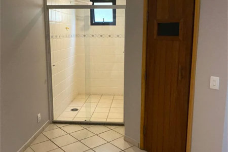Apartamento à venda com 3 quartos, sendo 1 suíte, em Vila Andrade, São Paulo, SP